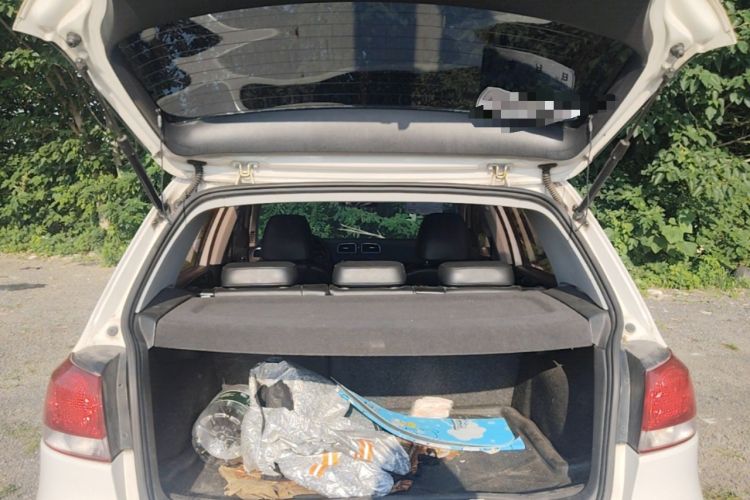 Used Volkswagen Golf 2012 1.6L Automatic Comfort Model Trunk