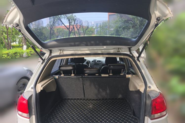 Used Volkswagen Golf 2012 1.4 TSI Automatic Comfort Edition Trunk