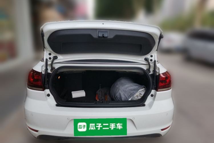Used Volkswagen Golf 2012 1.4TSI Luxury Convertible Edition Trunk