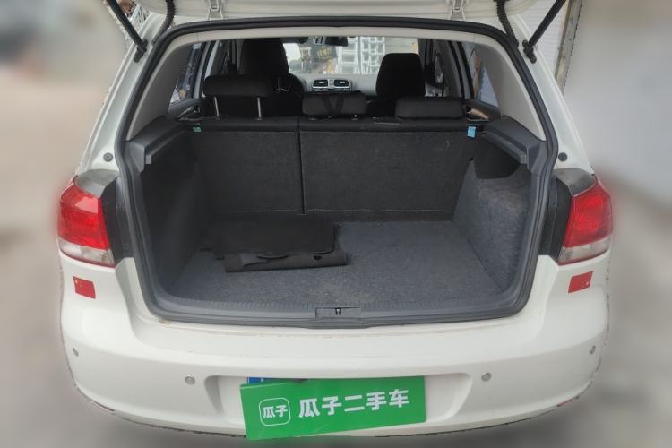 Used Volkswagen Golf 2012 1.6L Automatic Fashion Model Trunk