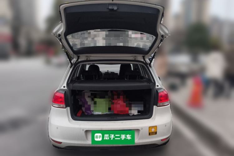 Used Volkswagen Golf 2012 1.6L Automatic Comfort Model Trunk