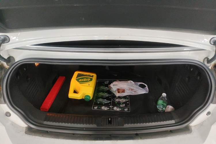 Used Volkswagen Golf 2012 1.4TSI Comfort Convertible Edition Trunk