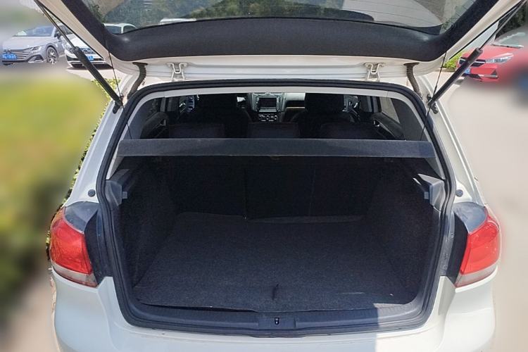 Used Volkswagen Golf 2012 1.4 TSI Manual Comfort Edition Trunk