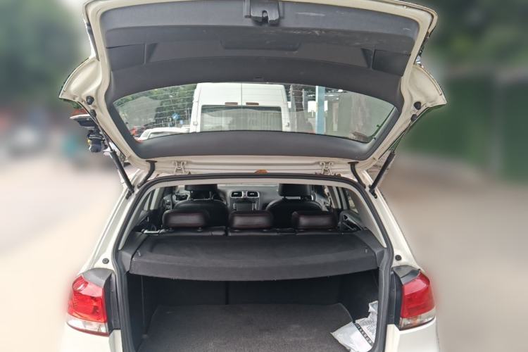 Used Volkswagen Golf 2012 1.4 TSI Manual Comfort Edition Trunk