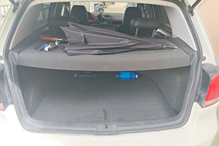 Used Volkswagen Golf 2012 1.6L Automatic Comfort Model Trunk