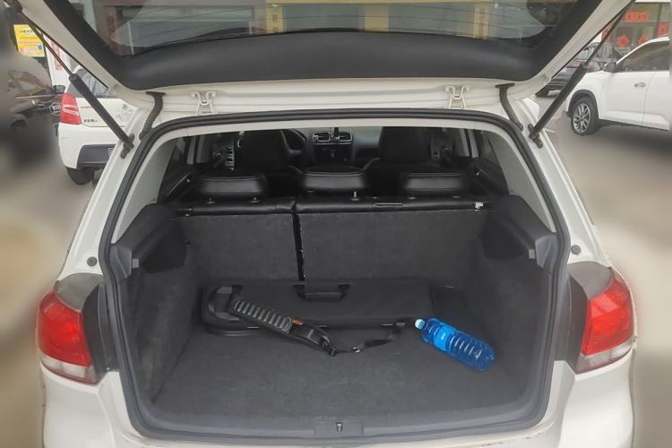 Used Volkswagen Golf 2012 1.4 TSI Automatic Comfort Edition Trunk