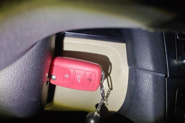 Used Volkswagen Golf 2012 1.4 TSI Manual Comfort Edition Vehicle Key