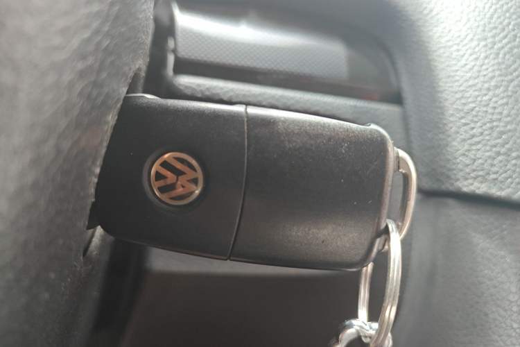 Used Volkswagen Golf 2012 1.6L Automatic Comfort Model Vehicle Key