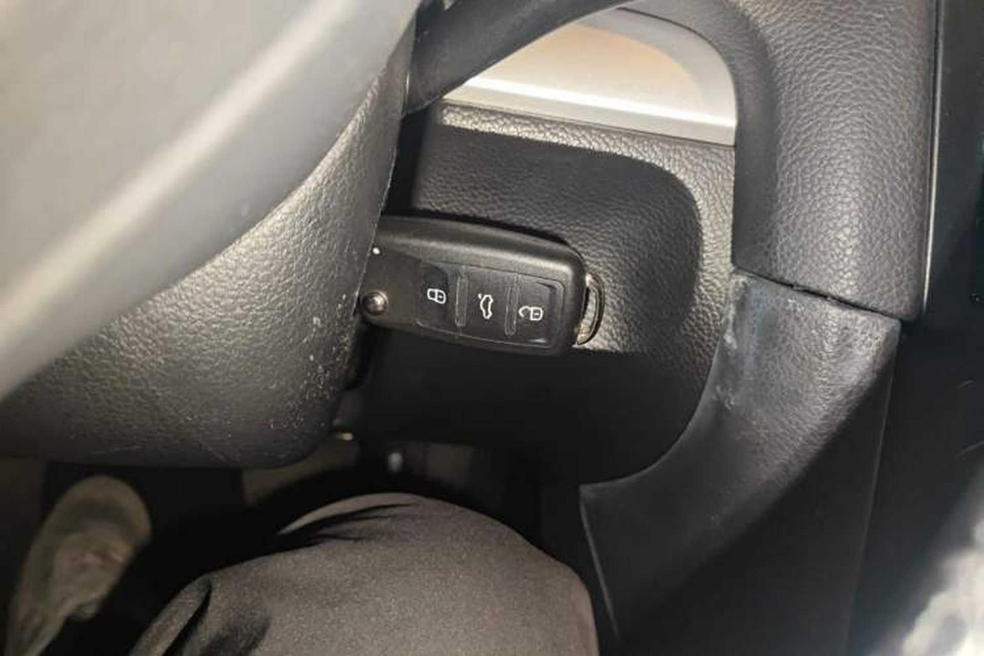 Used Volkswagen Golf 2012 1.4TSI Automatic Luxury Edition Vehicle Key