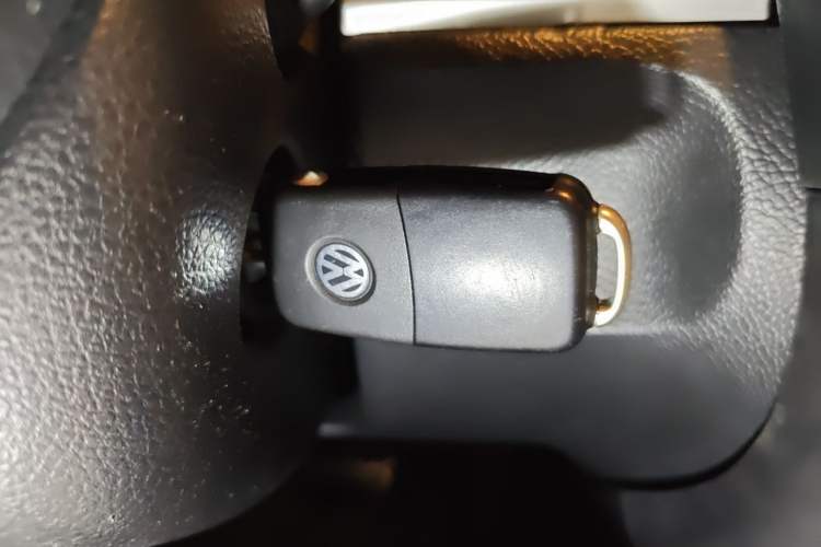 Used Volkswagen Golf 2012 1.6L Automatic Fashion Model Vehicle Key