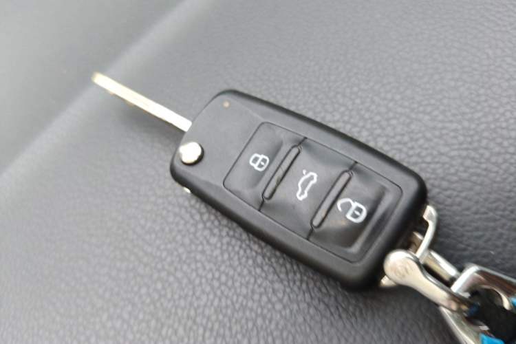 Used Volkswagen Golf 2012 1.4 TSI Automatic Comfort Edition Vehicle Key