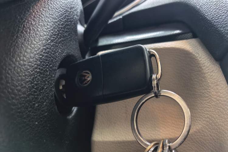 Used Volkswagen Golf 2012 1.6L Automatic Comfort Model Vehicle Key