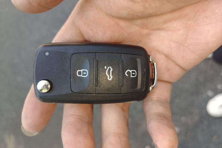 Used Volkswagen Golf 2012 1.6L Automatic Comfort Model Vehicle Key