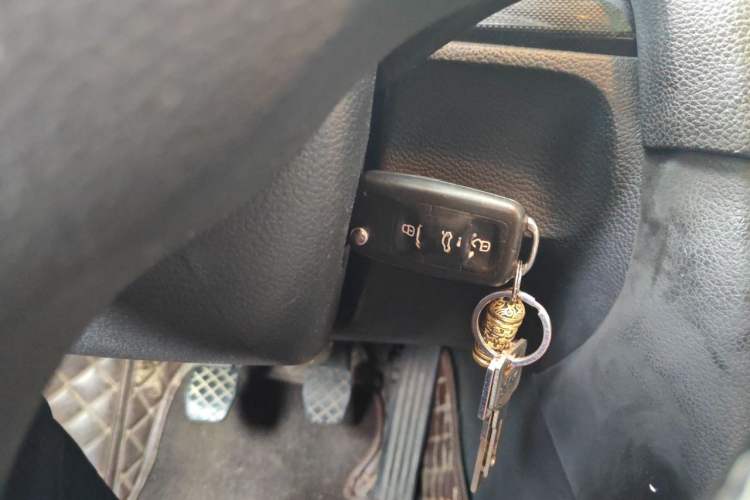 Used Volkswagen Golf 2012 1.4 TSI Manual Comfort Edition Vehicle Key