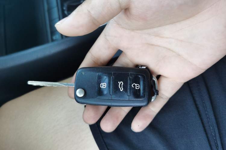 Used Volkswagen Golf 2012 1.6L Automatic Comfort Model Vehicle Key