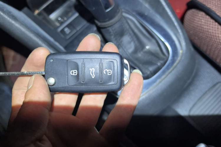 Used Volkswagen Golf 2012 1.4TSI Automatic Luxury Edition Vehicle Key