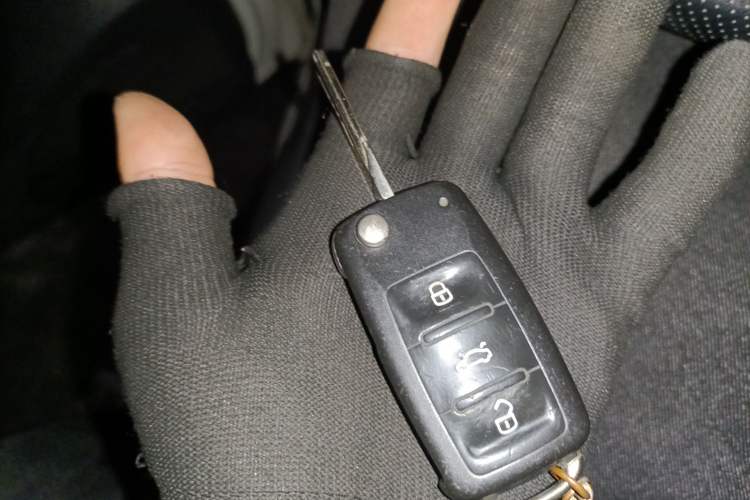 Used Volkswagen Golf 2012 1.6L Automatic Fashion Model Vehicle Key