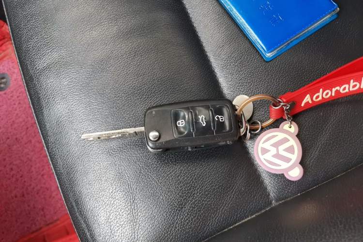 Used Volkswagen Golf 2012 1.4TSI Luxury Convertible Edition Vehicle Key