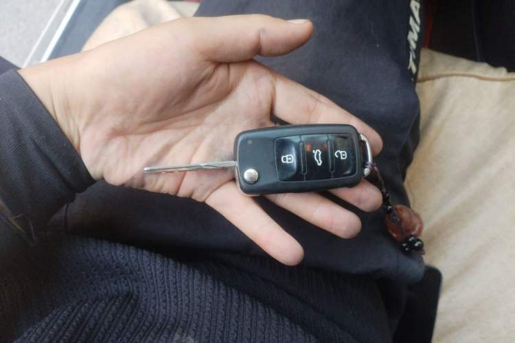 Used Volkswagen Golf 2012 1.6L Automatic Comfort Model Vehicle Key