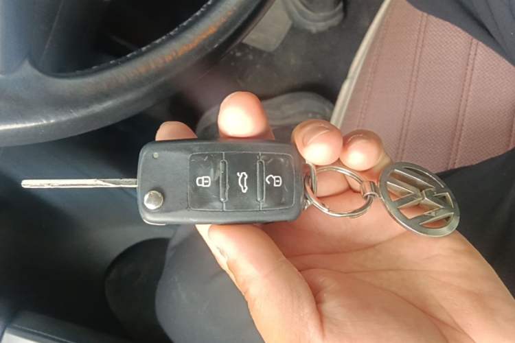 Used Volkswagen Golf 2012 1.6L Automatic Comfort Model Vehicle Key