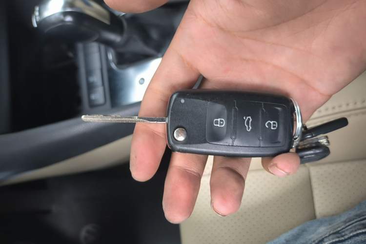 Used Volkswagen Golf 2012 1.4 TSI Automatic Comfort Edition Vehicle Key