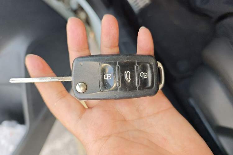 Used Volkswagen Golf 2012 1.4TSI Luxury Convertible Edition Vehicle Key