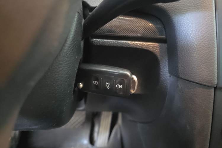 Used Volkswagen Golf 2012 1.4 TSI Automatic Comfort Edition Vehicle Key