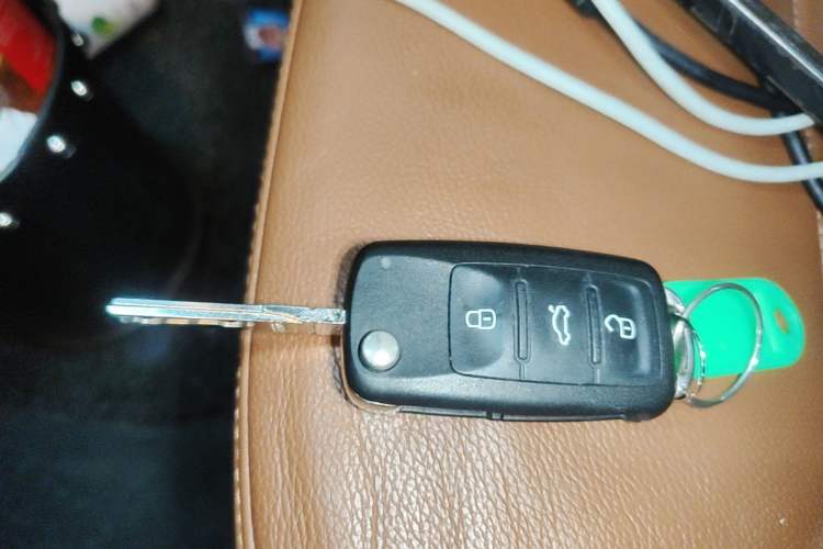 Used Volkswagen Golf 2012 1.4TSI Comfort Convertible Edition Vehicle Key