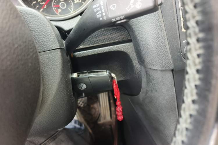 Used Volkswagen Golf 2012 1.6L Automatic Comfort Model Vehicle Key