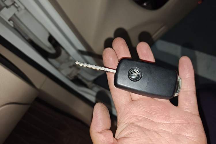 Used Volkswagen Golf 2012 1.6L Automatic Comfort Model Vehicle Key