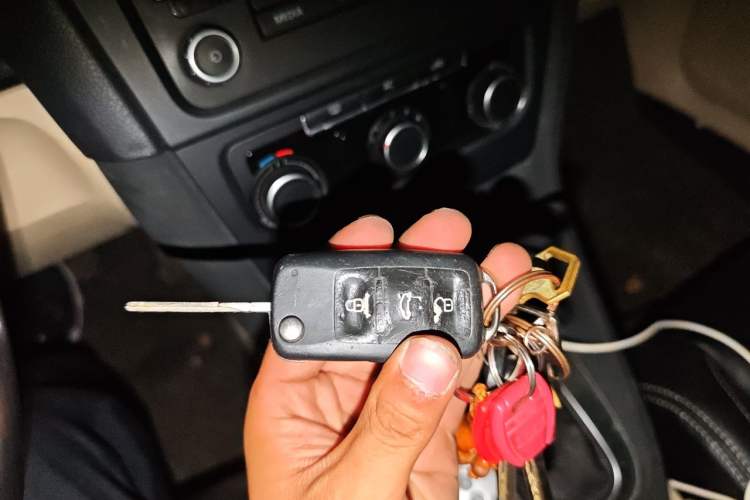 Used Volkswagen Golf 2012 1.6L Automatic Comfort Model Vehicle Key
