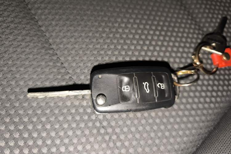 Used Volkswagen Golf 2012 1.6L Automatic Comfort Model Vehicle Key