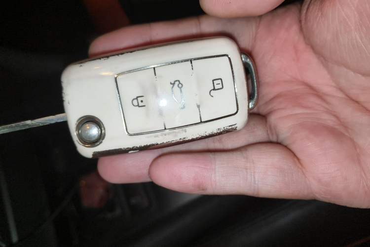 Used Volkswagen Golf 2012 1.6L Automatic Comfort Model Vehicle Key