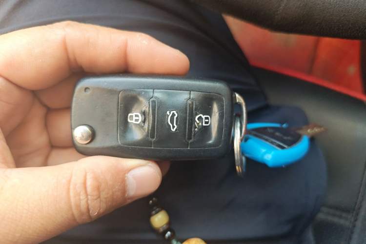 Used Volkswagen Golf 2012 1.6 Manual Comfort Edition Vehicle Key