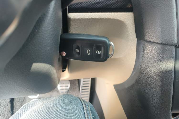 Used Volkswagen Golf 2012 1.4 TSI Manual Comfort Edition Vehicle Key
