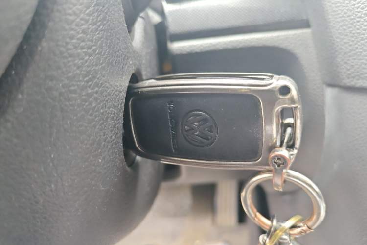 Used Volkswagen Golf 2012 1.6L Automatic Comfort Model Vehicle Key