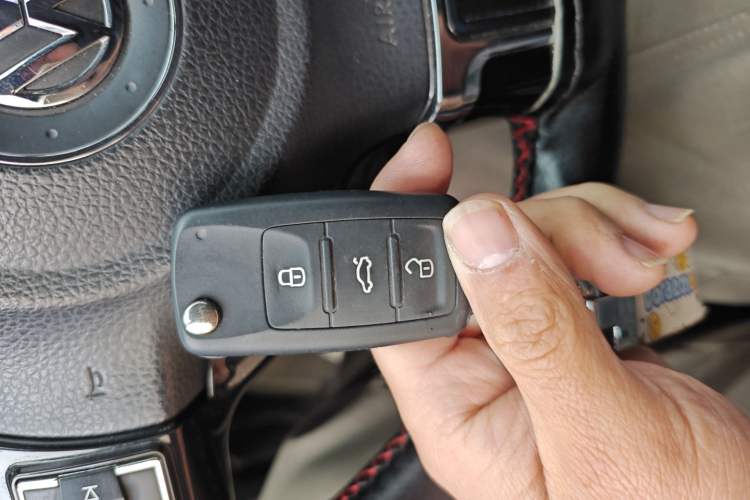 Used Volkswagen Golf 2012 1.4 TSI Automatic Comfort Edition Vehicle Key