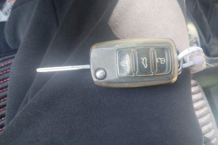 Used Volkswagen Golf 2012 1.6L Automatic Comfort Model Vehicle Key