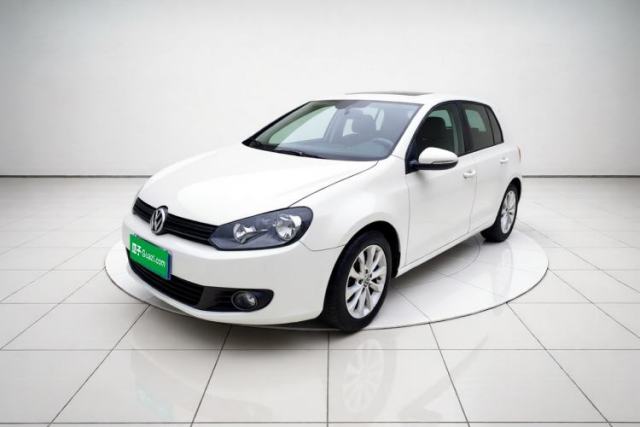 Ojetý Volkswagen Golf 2012 1.6L Automatic Comfort Model