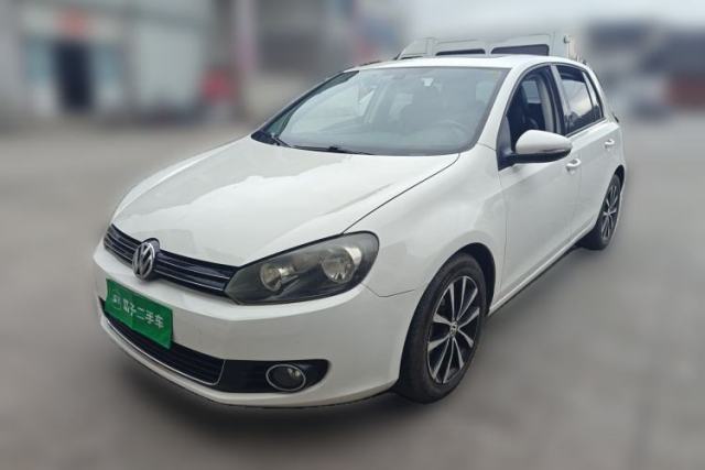 Ojetý Volkswagen Golf 2012 1.4TSI Automatic Luxury Edition