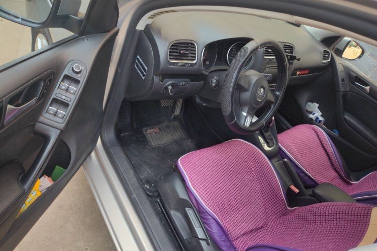 Used Volkswagen Golf 2012 1.4 TSI Automatic Comfort Edition Driver Seat