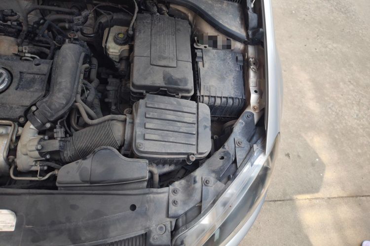 Used Volkswagen Golf 2012 1.4 TSI Automatic Comfort Edition Engine Bay Left