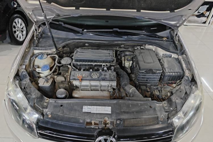 Used Volkswagen Golf 2012 1.6L Automatic Fashion Model Engine Bay