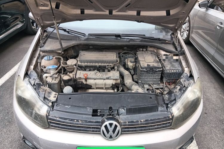 Used Volkswagen Golf 2012 1.6L Automatic Fashion Model Engine Bay