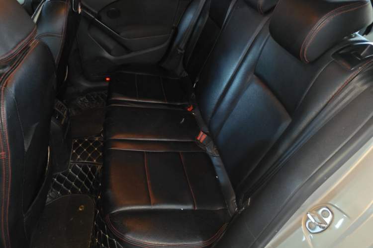 Used Volkswagen Golf 2012 1.6L Automatic Fashion Model Left Rear Seat