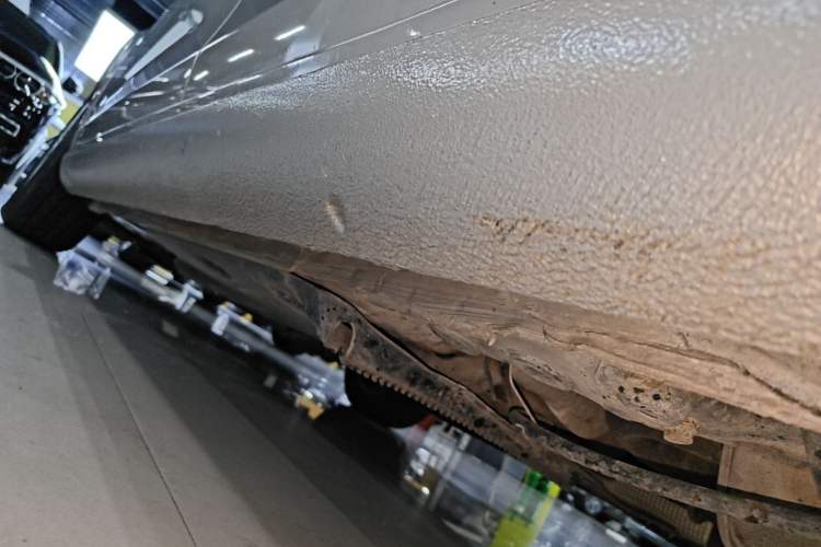 Used Volkswagen Golf 2012 1.6L Automatic Fashion Model Left Side Sill