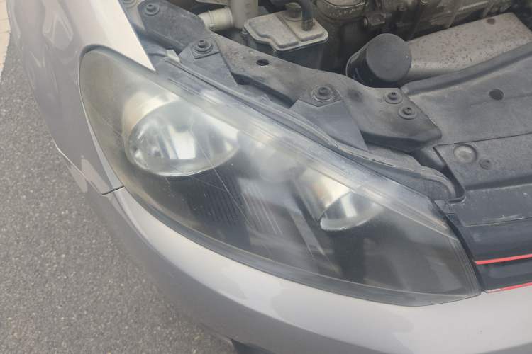 Used Volkswagen Golf 2012 1.6 Manual Comfort Edition Right Front Headlight