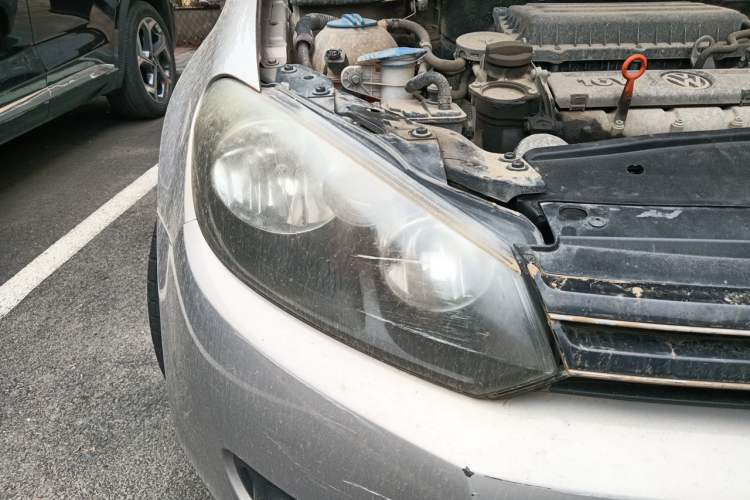 Used Volkswagen Golf 2012 1.6L Automatic Fashion Model Right Front Headlight