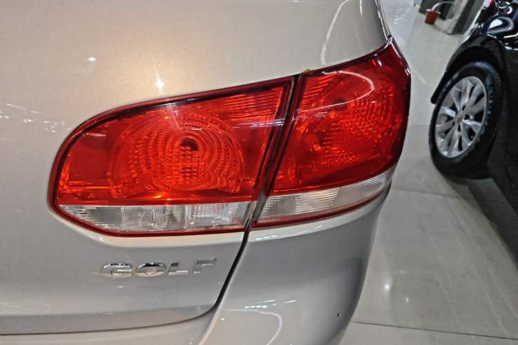 Used Volkswagen Golf 2012 1.6L Automatic Fashion Model Right Rear Taillight