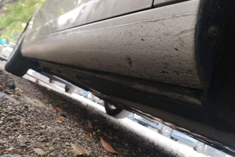 Used Volkswagen Golf 2012 1.4 TSI Automatic Comfort Edition Right Side Sill